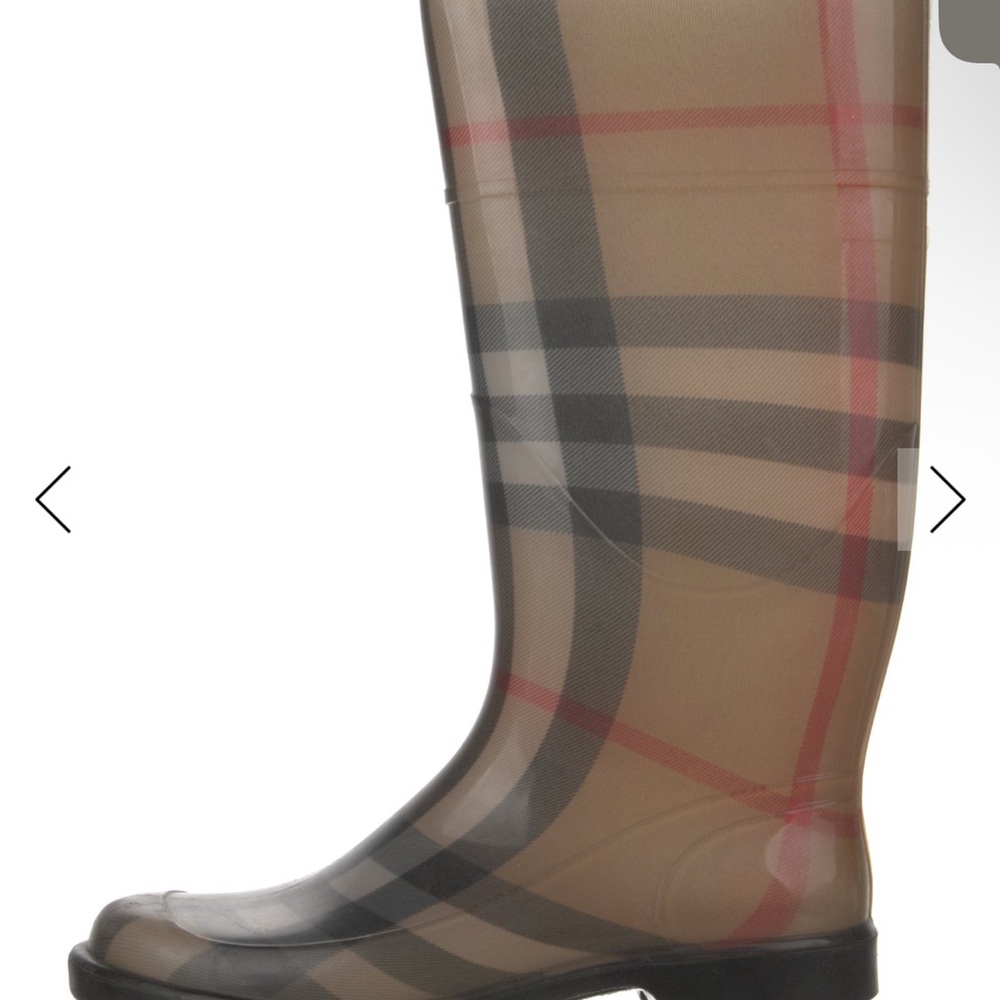 Burberry Beige Plaid Rubber Rain Boots